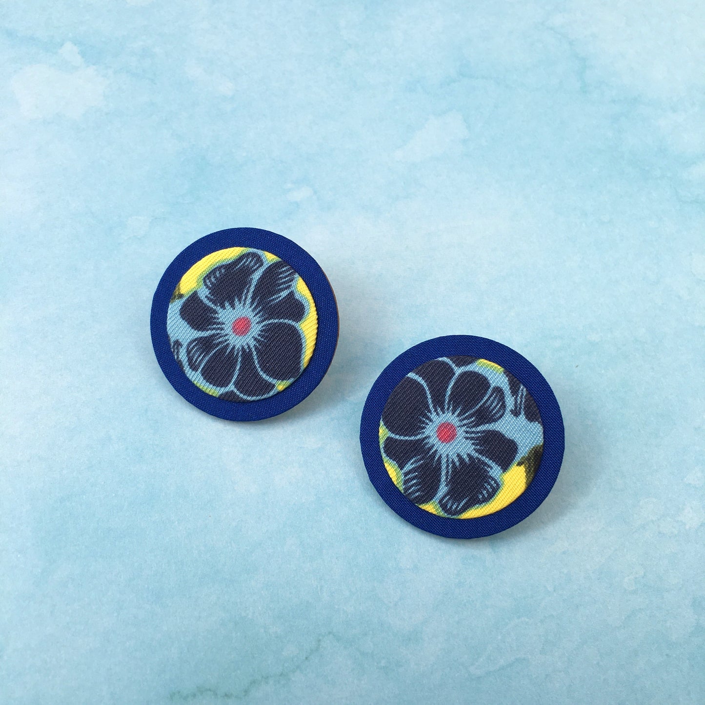 Maximoon Stud Earrings