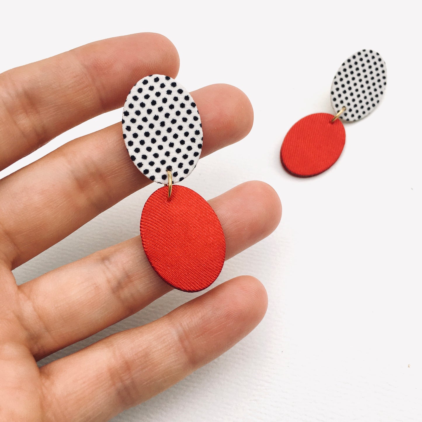 Ellipse Drops Stud Earrings